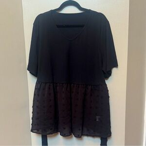 SHEIN | Women’s Plus Black Top | EUC